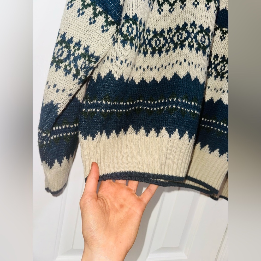 👑 VINTAGE SIZE L Men's Patterned Crewneck Sweater - Black and Cream - Picture 2 of 9